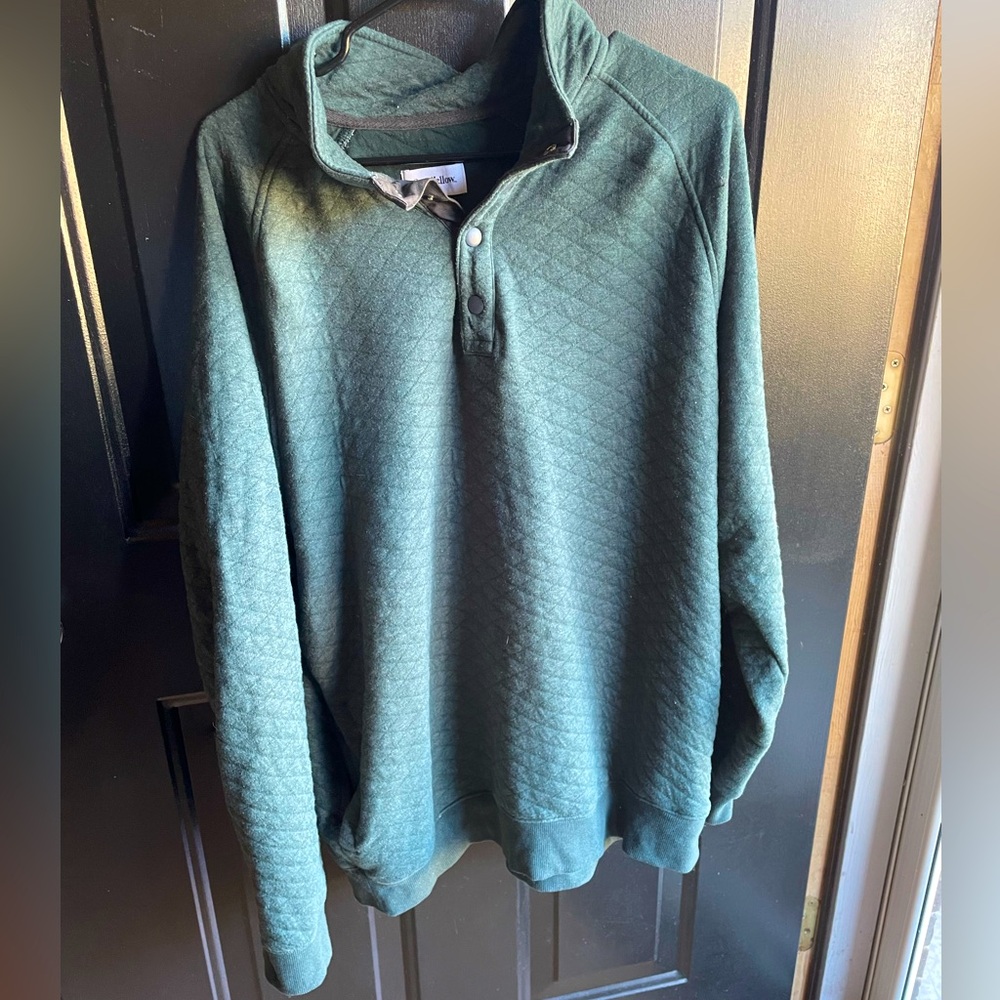 Goodfellow & Co. Men’s Green Sweatshirt - Size XL |‎ Stylish & Comfortable